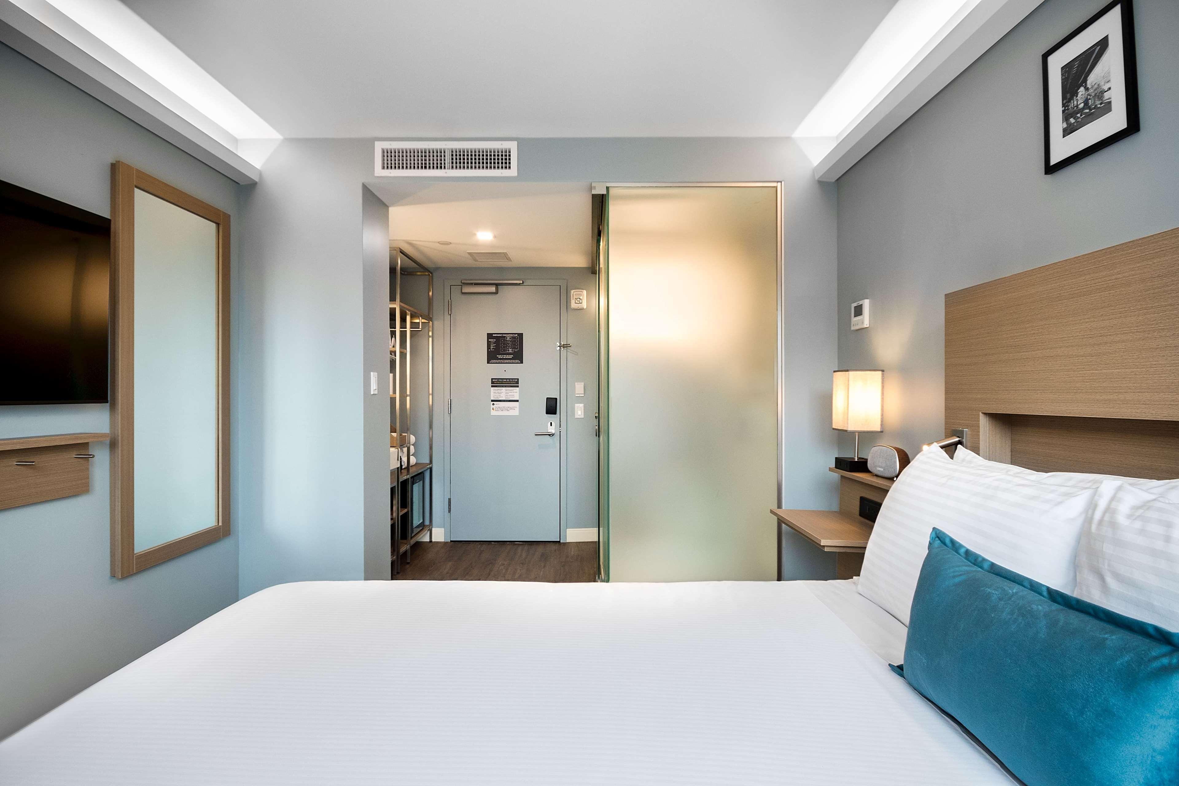 Wingate By Wyndham Bronx Haven Park Hotel New York Exterior photo